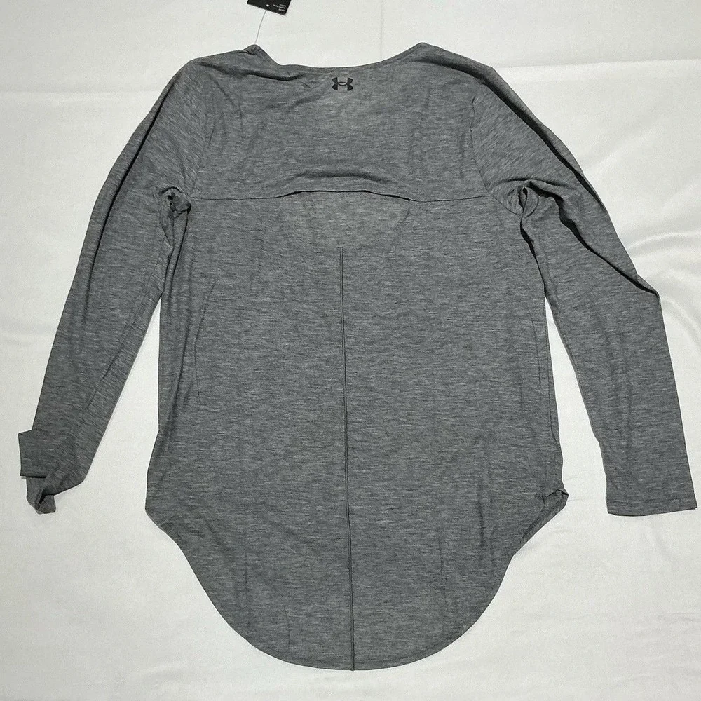 Under Armour Breathe Shirt Womens Small Gray Activewear Loose NWT Workout Gym - Picture 2 of 6